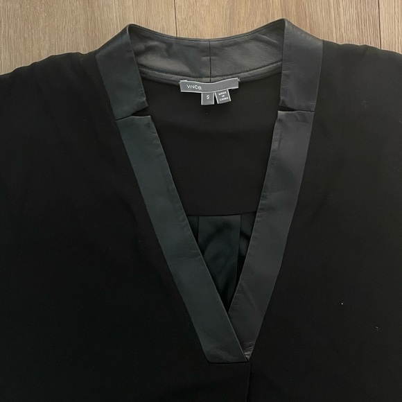 Vince Black Shift dress in Viscose Crepe with Leather V-neck Size Small - Picture 7 of 10